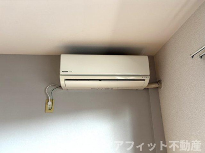 【設備】 | レアンドロス | エアコン