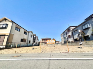 【前面道路含む現地写真】 | 枚方市東船橋１丁目　3区画　土地分譲地
