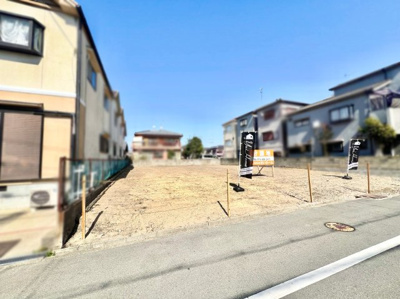 【前面道路含む現地写真】 | 枚方市東船橋１丁目　3区画　土地分譲地