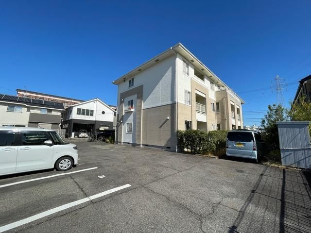 サーディアム妙興寺の外観