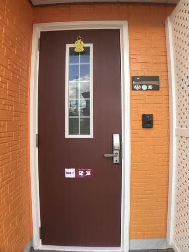 シャーメゾンＭＩＫＩ Ａの玄関