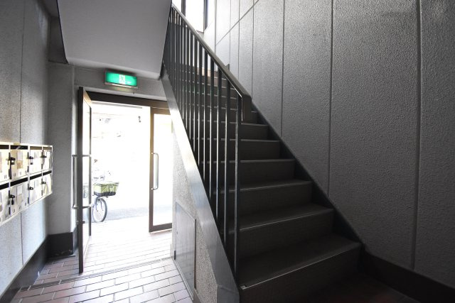 マンション山之内のエントランス