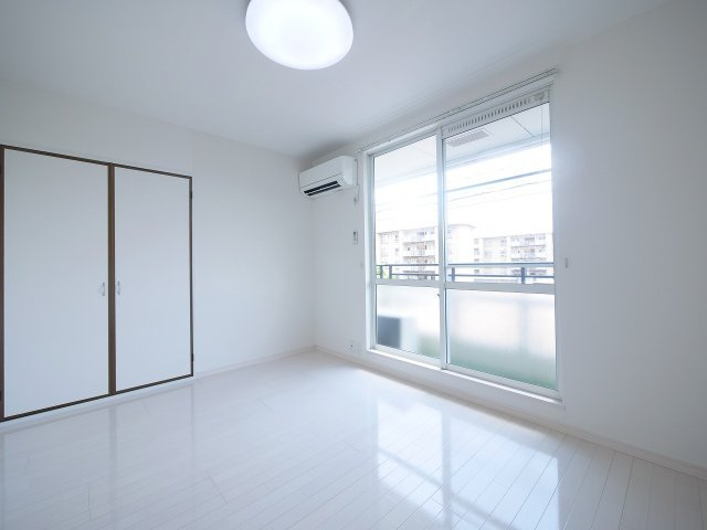 当新田ハイツの寝室|※写真は別の部屋のものです。