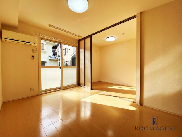 ジーライズ西日置の居間・リビング