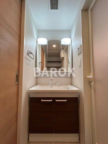 Y・M FLAT matobaの洗面所