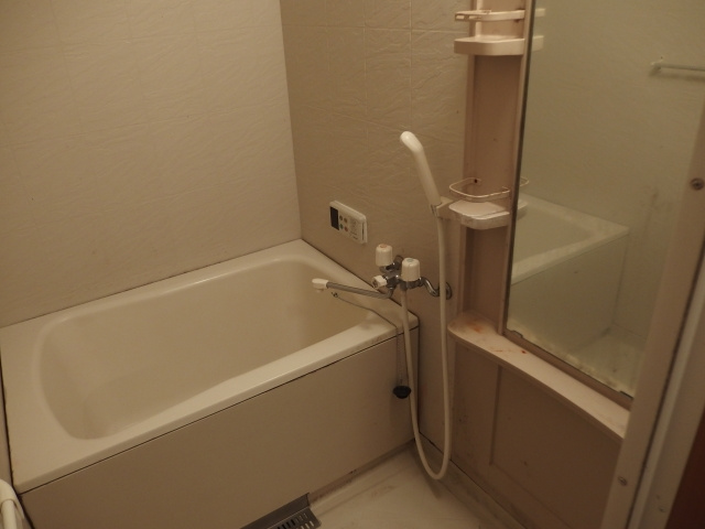 アメニティーＡの浴室