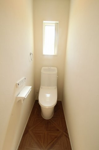 香南市野市町大谷　新築戸建　Ｃ号地のトイレ|2Ｆ　