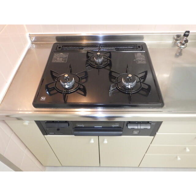 川崎市麻生区細山６丁目の賃貸マンションのキッチン