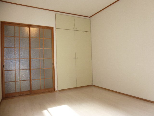 若宮ハイツの寝室