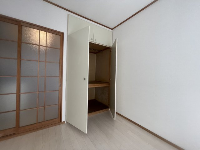 若宮ハイツの収納