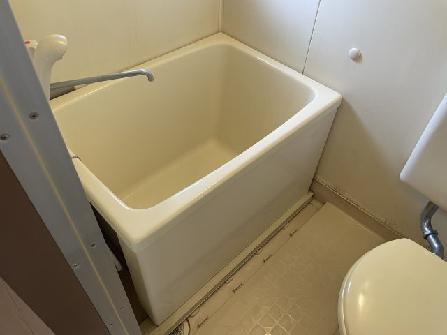 若宮ハイツの浴室