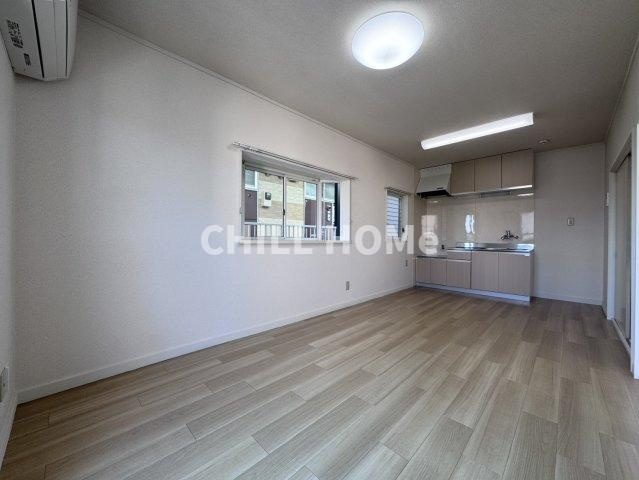 KGハイツⅨの居間・リビング|当社、チルホームのHPもご覧ください(^^)/物件情報多数♪