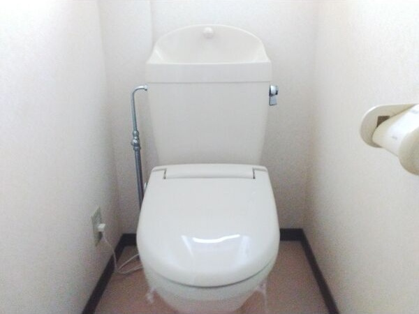 ラシーヌA棟のトイレ