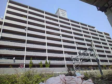 フローレンス竜王リバーコートの外観