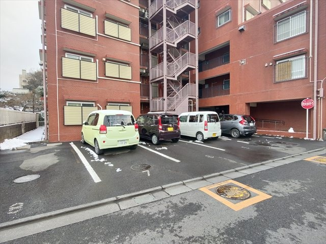 【駐車場】の画像
