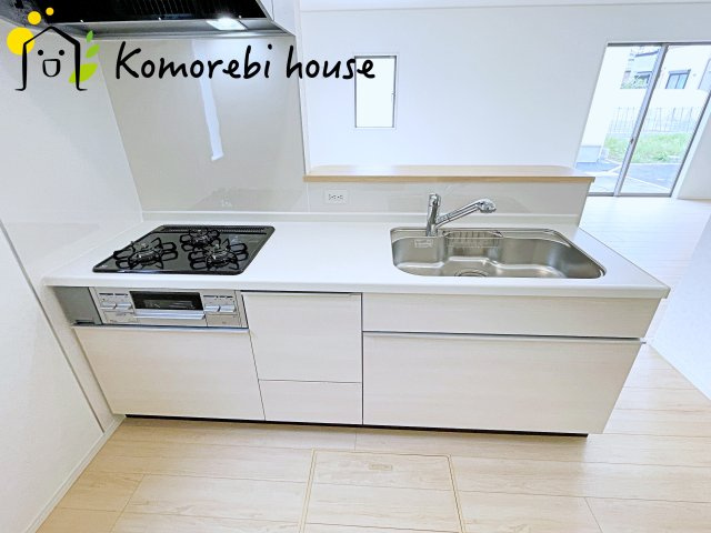 上尾市上尾下　第2　Ⅱ期　新築一戸建て　クレイドルガーデン　04のキッチン|きれいなキッチンです