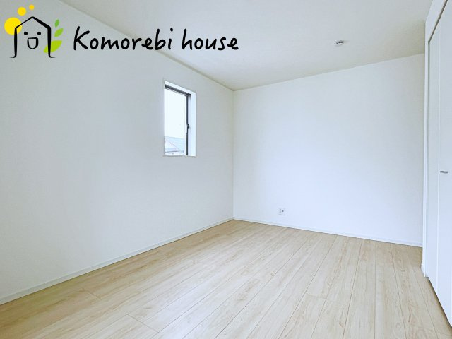 上尾市上尾下　第2　Ⅱ期　新築一戸建て　クレイドルガーデン　04の寝室|開放的な寝室です