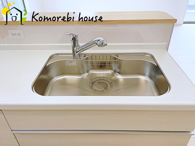 上尾市上尾下　第2　Ⅱ期　新築一戸建て　クレイドルガーデン　04のキッチン|キッチンでお料理をお楽しみください