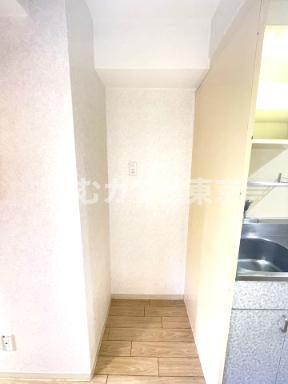 国分寺シティハイツのキッチン|冷蔵庫置き場です※別部屋写真