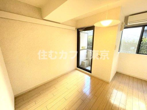 国分寺シティハイツの洋室|家具の配置も様々※別部屋写真