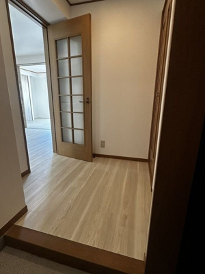 【玄関】 | 勝どき第三関根ビル | ゆったりとした玄関です