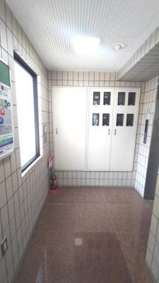 【ロビー】 | 勝どき第三関根ビル | 清潔なロビーです