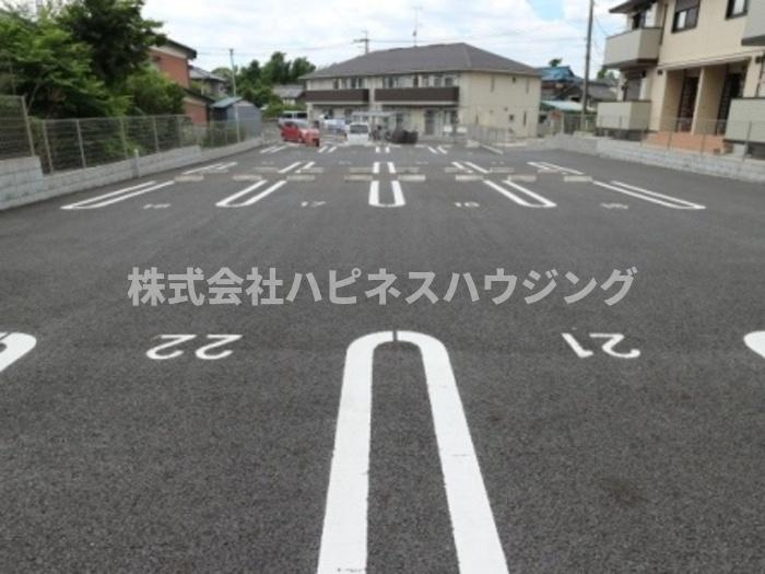 Regalo　Aの駐車場