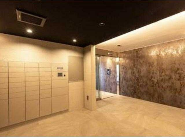 ルーエ押上のエントランス