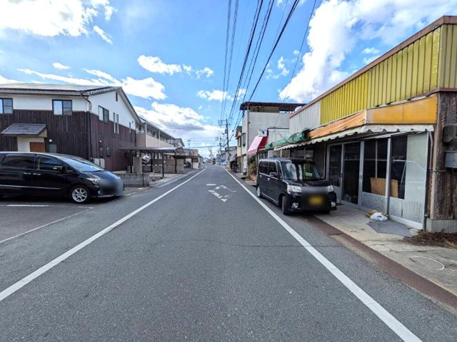 岡山市中区中井3丁目 土地の前面道路含む現地写真|◆南側前面道路の幅員は6.0ｍです。