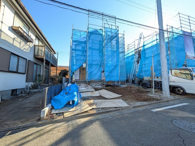 八王子市　石川町　新築一戸建て　８期の前面道路含む現地写真|～西側5ｍ道路に面しています～