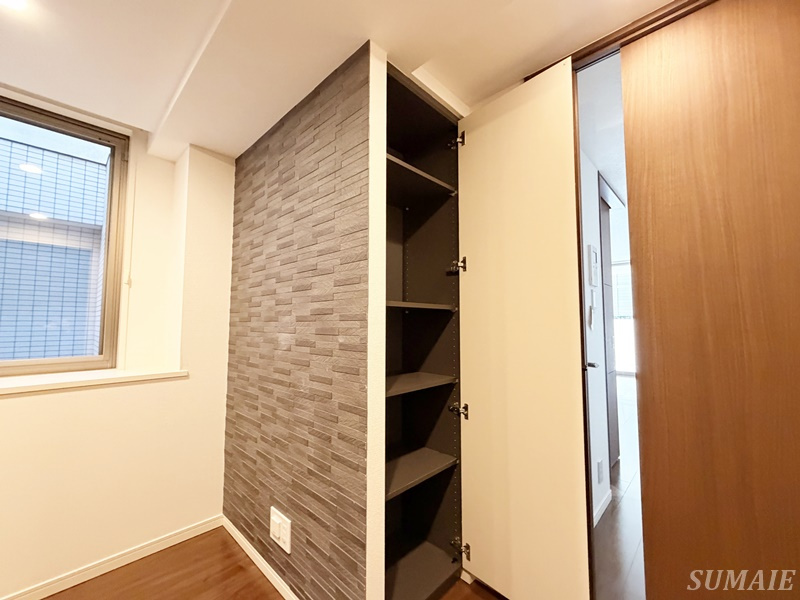 Theパームス西ヶ原の収納|廊下の収納です☆
