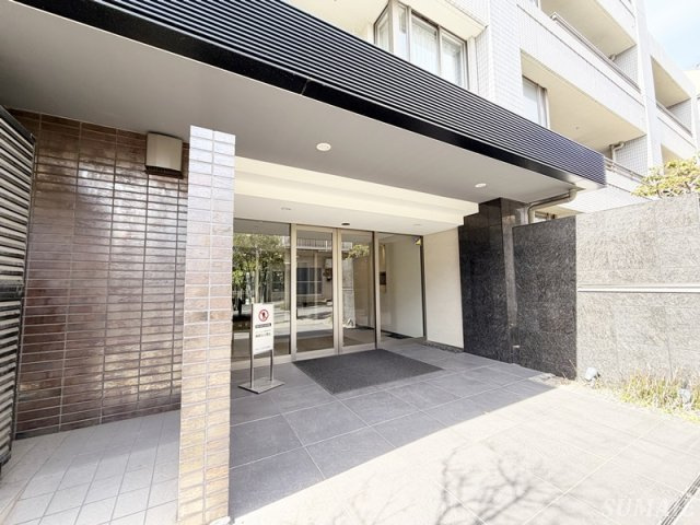 Theパームス西ヶ原のエントランス|エントランスです☆