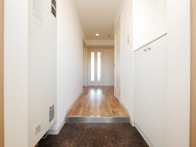 シェモア桜川の玄関