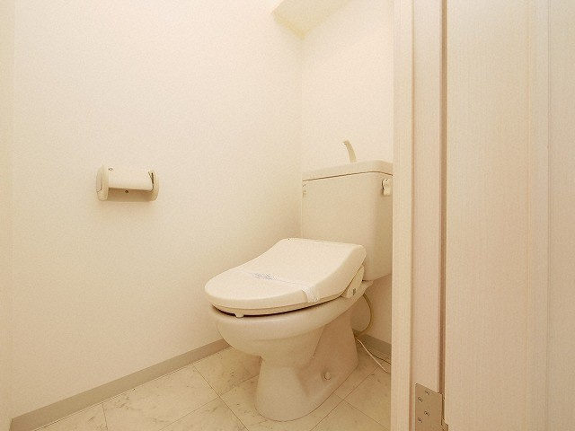 シェモア桜川のトイレ