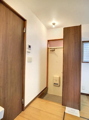 【玄関】 | トラッドハウス12番館(トラッドハウスジュウニバンカン)