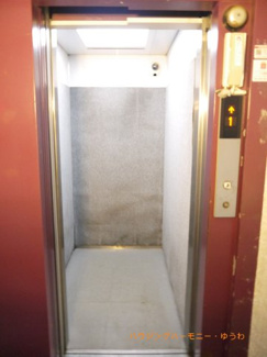 【その他共用部分】 | 勿論エレベーターが備え付けられています。