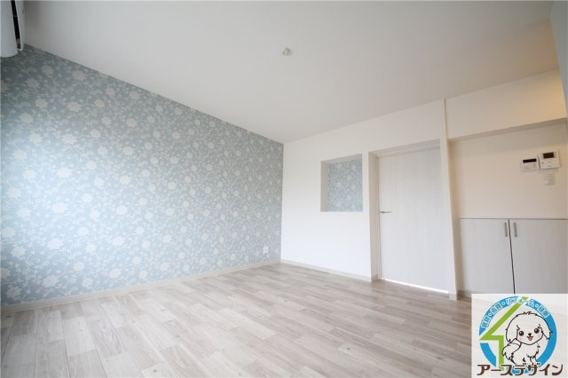 高津橋農住団地　C棟の居間・リビング|※類似部屋