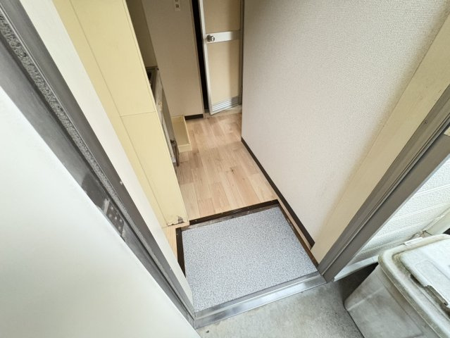 カーサセレーネⅢの玄関