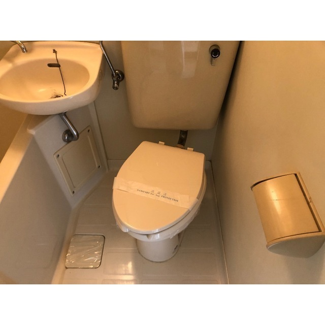 マーガレットのトイレ|落ち着いた色調のトイレです