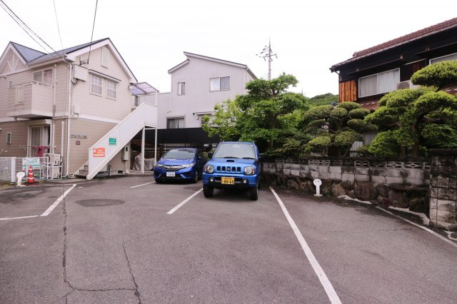 名谷ヴィレッジの駐車場