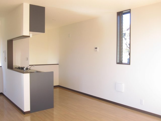 フジケンユニキューブ宮本町Ⅱの居間・リビング|こちらの居間で趣味の時間をお楽しみください