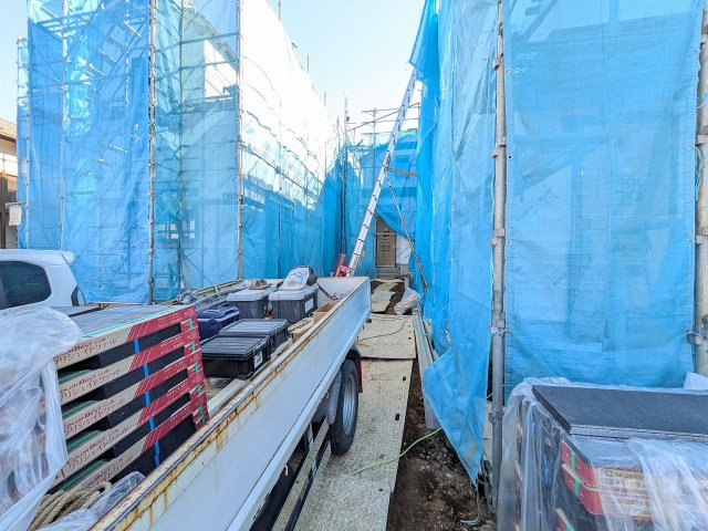 八王子市　石川町　新築一戸建て　８期の駐車場|～2台駐車可能カースペース付き～