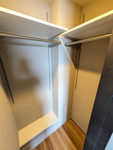 ブランシエスタ新丸子リバーフロントの収納|同間取り別部屋の参考写真です。