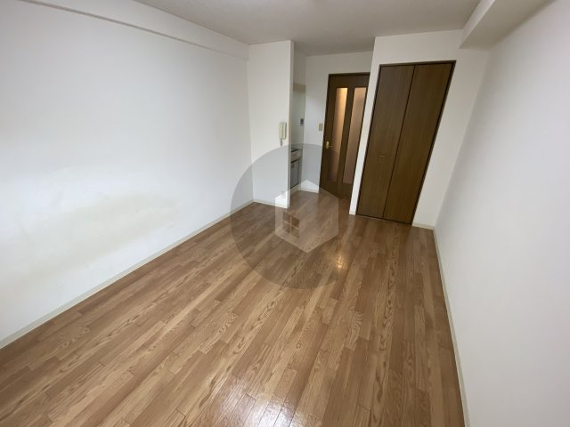 SENTIA八戸ノ里の洋室