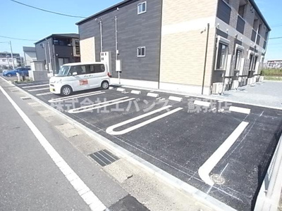 【駐車場】 | アズーロB | 駐車場です