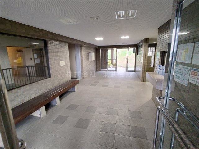 【エントランス】 | キャッスル川越南大塚 | 落ち着いたエントランスです