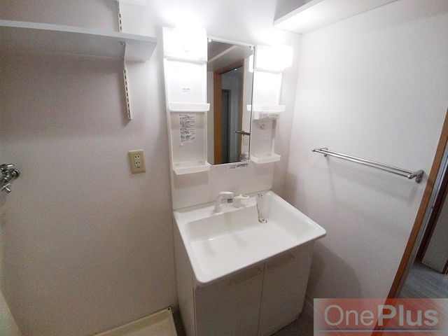 フロレセール南六甲の洗面所