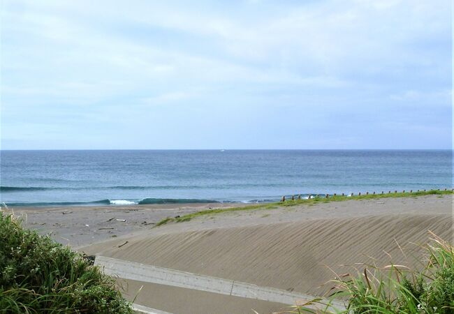 洲宮の外観|平砂浦海岸
