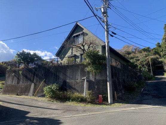 【前面道路含む現地写真】 | 伊東市鎌田　戸建