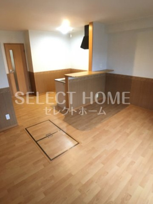 【居間・リビング】 | セレーノC | 居間です